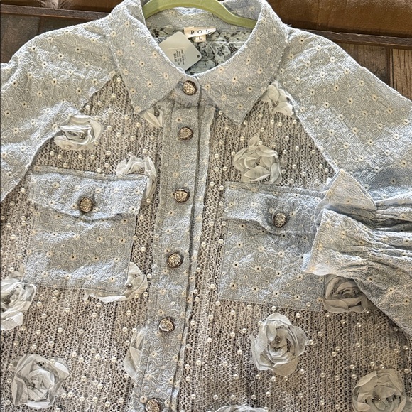 POL Jackets & Blazers - POL Light Gray Floral Appliqué Sequin shacket with balloon sleeves nwt